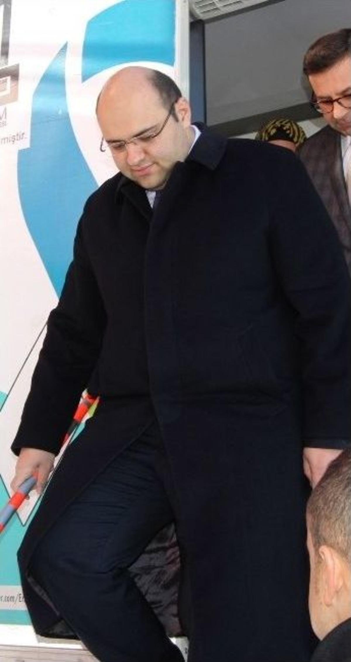 Belediye Başkanına Silahlı Saldırı