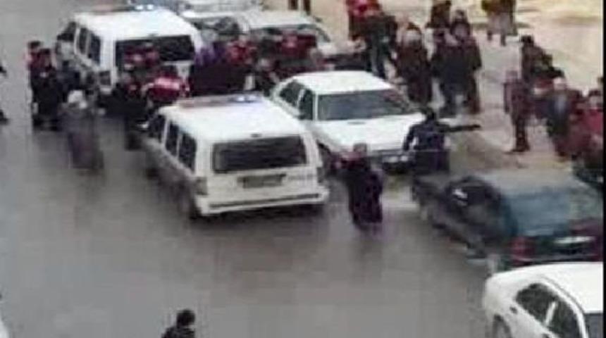 Şanlıurfa'da Komşu Kavgası: 7 G&ouml;zaltı