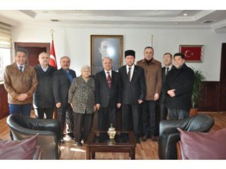 Kırım Türkleri Yardımlaşma Derneği’nden Vali Kolat’a Ziyaret