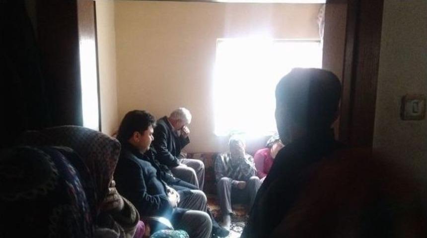 Trakt&ouml;r Kazasında &Ouml;len Gen&ccedil; Toprağa Verildi