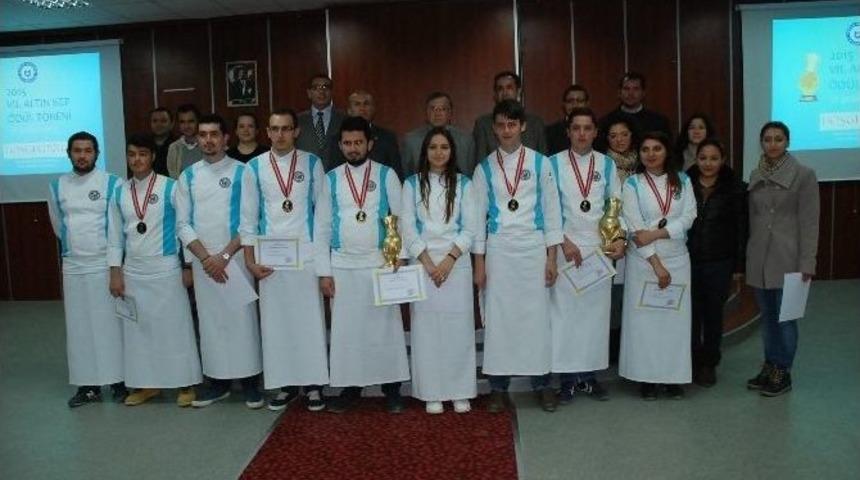 Ad&uuml; Didim Myo&rsquo;lu &Ouml;ğrenciler &Ouml;d&uuml;llendirildi