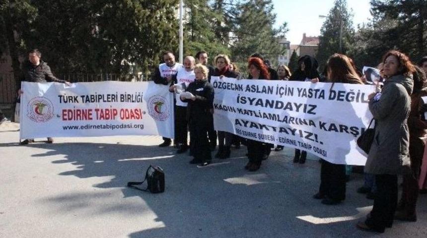 Edirne&rsquo;de Sağlık&ccedil;ılardan &Ouml;zgecan Eylemi