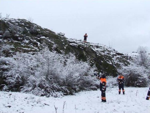 Afad, Tartıştığı Eşine Kızıp Mağaraya Sığınan Adamı Buldu