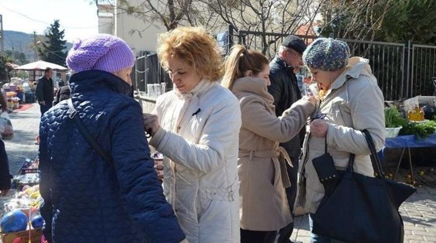 &Ouml;zgecan, Fo&ccedil;a&rsquo;da Da Unutulmadı