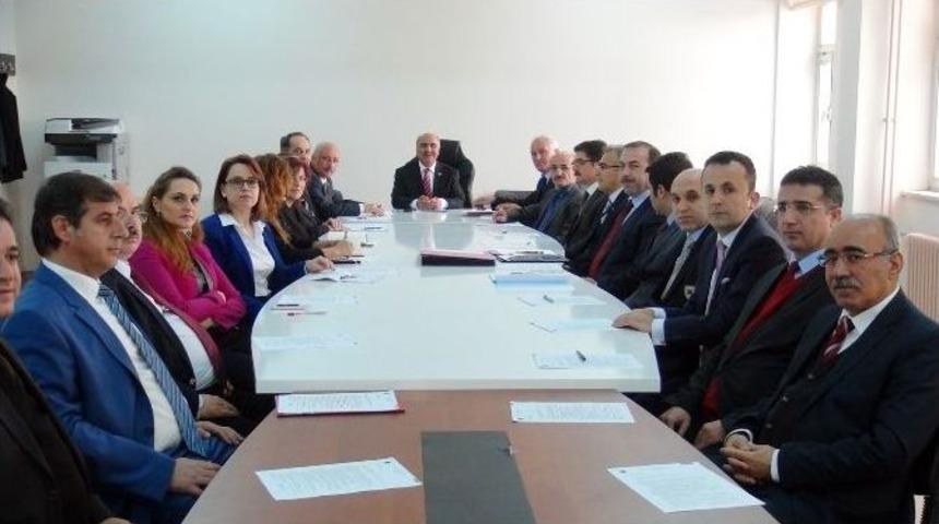 Batman &Uuml;niversitesi Senatosu&rsquo;nu Kozluk İl&ccedil;esinde Topladı