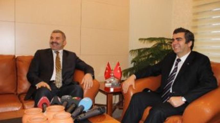 B&uuml;y&uuml;kşehir Belediye Başkanı &Ccedil;elik&rsquo;ten Vali D&uuml;zg&uuml;n&rsquo;e Ziyaret