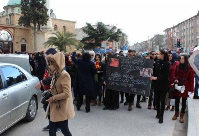 Sakarya'da Özgecan Için Yürüdüler