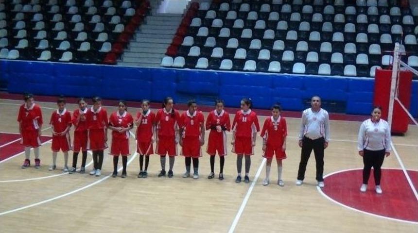 Fatih Lisesi Ve Konak Lisesi Tokat&rsquo;ta Grup Ma&ccedil;larını Oynuyor