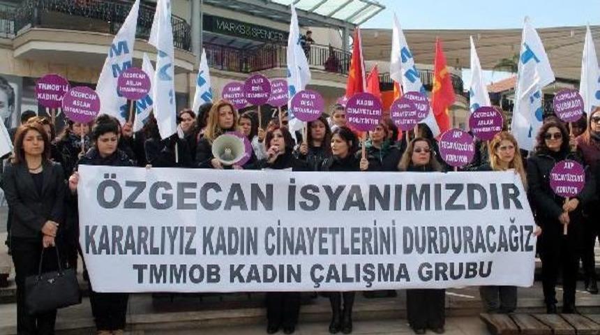 &Ouml;zgecan'ın &Uuml;niversiteli Arkadaşı Taziyede Baygınlık Ge&ccedil;irdi (3)