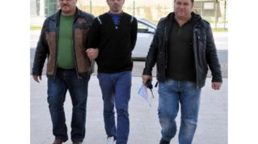 Fare Zehri I&ccedil;ip Adliyede Pencereden Atlamak Isteyen Ş&uuml;pheli Tutuklandı