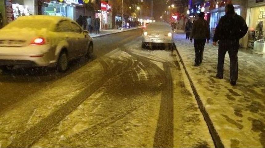 Zonguldak&rsquo;ta Kar Mesaisi