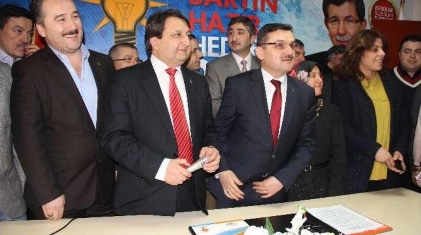 Yaşar Arslan, Aday Adaylığı Başvurusu Yaptı