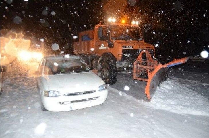 Konya’da Ulaşıma Kar Engeli G4