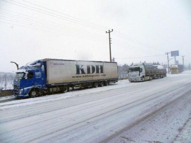 Balıkesir'de 10 Ilçede Okullara Kar Tatili