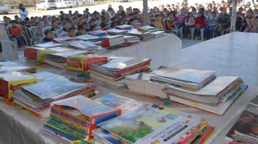 Seydikemer&rsquo;de Kitap Bayramı