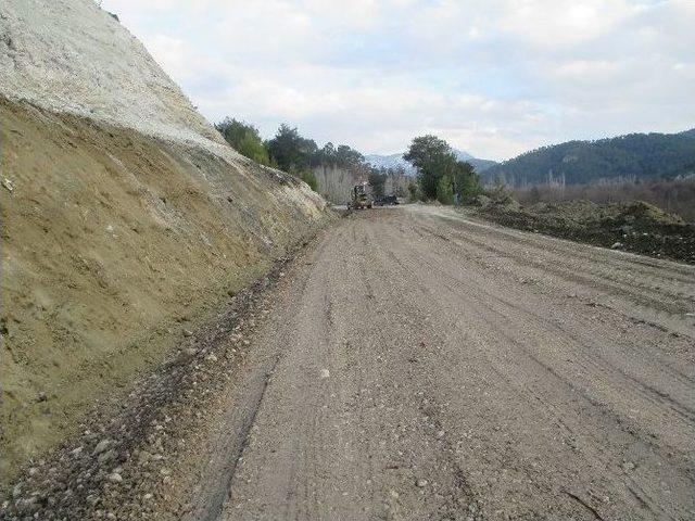 Büyükşehir Suçatı Yolunu Onardı 1