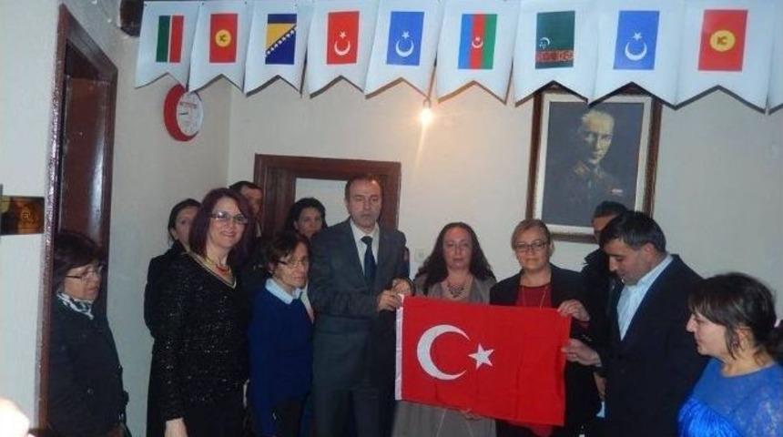 Eskişehirli &Uuml;lk&uuml;c&uuml;lerden Hayme Ana Kadınlar Derneği&rsquo;ne Ziyaret