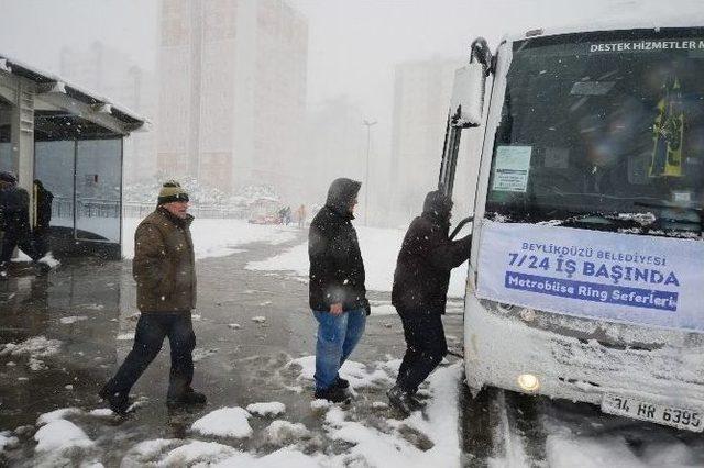 Beylikdüzü Belediyesi’nden Metrobüse Ring Seferleri