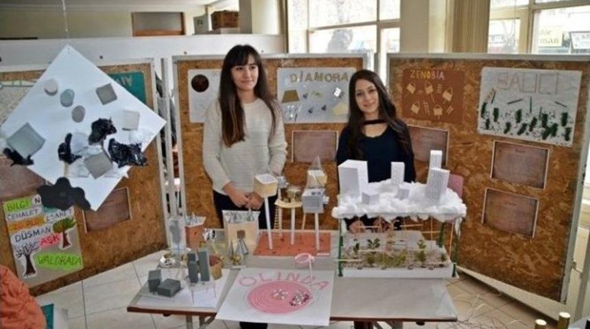 Mak&uuml; &Ouml;ğrencilerinden G&uuml;z Sergisi