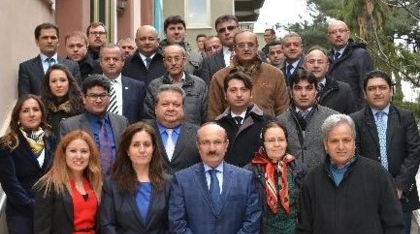 Valilik &Ouml;zel Kalem Personeline Veda Yemeği