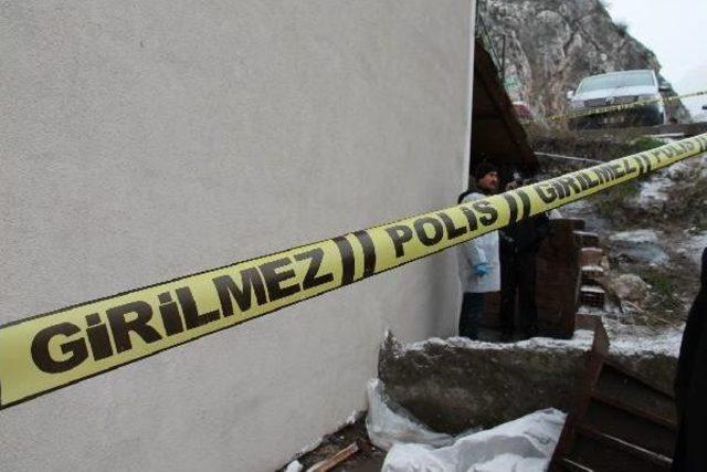 Amasya'da Kimsesiz Ekrem Bülbül Donarak Öldü