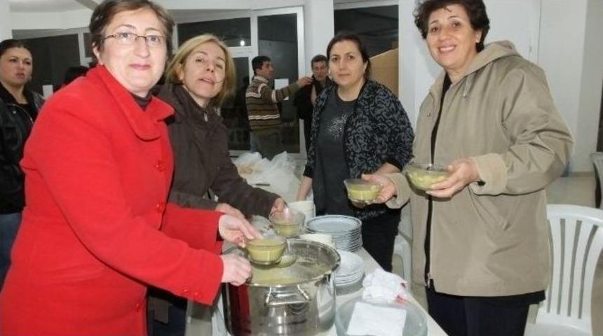 Burhaniye&rsquo;de Milli Satran&ccedil;&ccedil;ılara Yemek