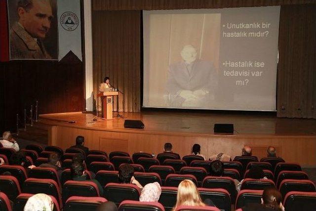 Erü’de Alzheimer’dan Korunma Yolları Konferansı