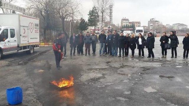 Kızılay Personeline Yangın Eğitimi