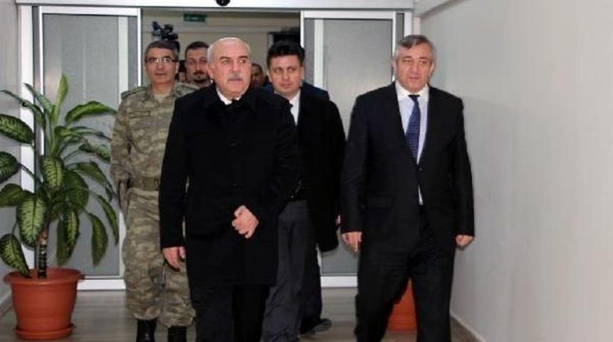 Şırnak Valisi İpek: Ter&ouml;ristlerin Vatandaşımıza Zarar Vermesini &Ouml;nleyeceğiz