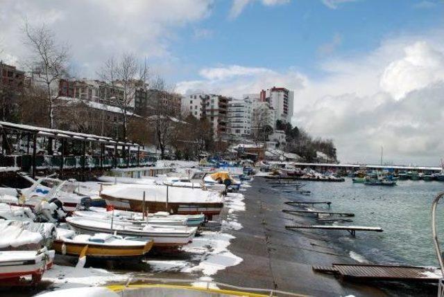 Okulların Tatil Edildiği Düzce'de 113 Köy Yolu Ulaşıma Kapalı (2)