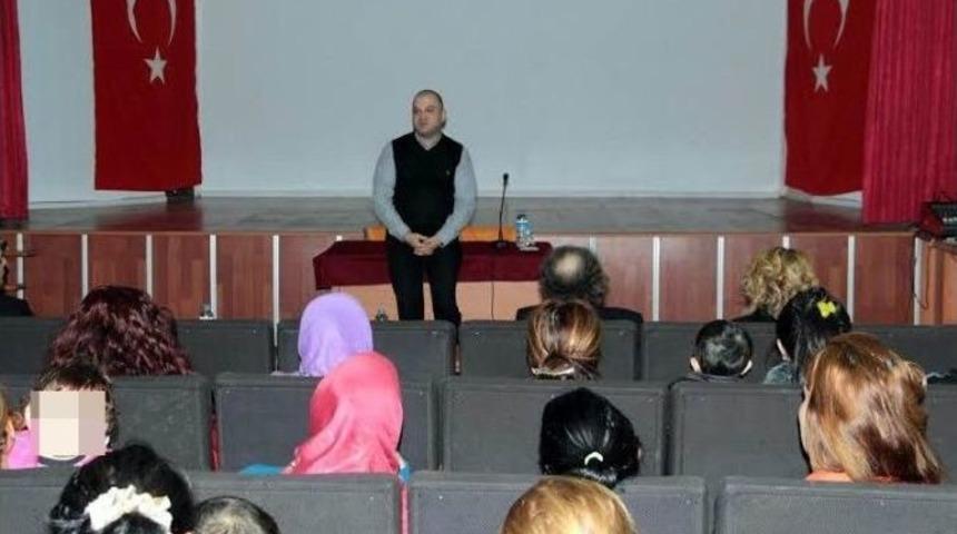 Kadın H&uuml;k&uuml;ml&uuml;lere Sigaranın Zararları Anlatıldı