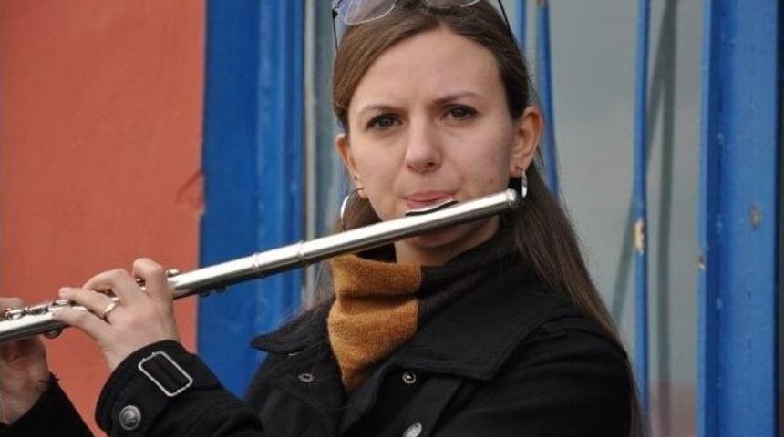 M&uuml;zik &Ouml;ğretmenlerinden K&ouml;y Okulu &Ouml;ğrencilerine Konser