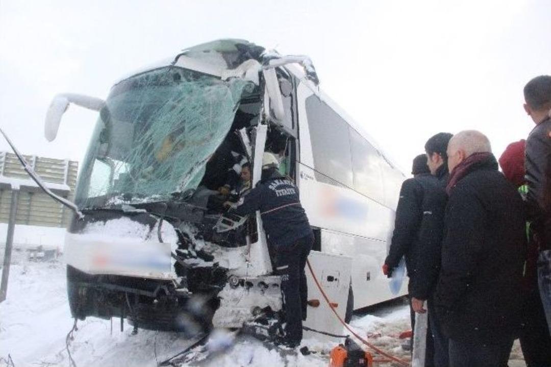 Tem&rsquo;de 8 Trafik Kazasında 48 Kişi Yaralandı