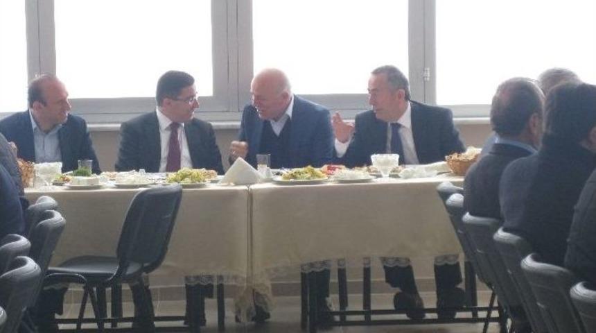 Erzurum B&uuml;y&uuml;kşehir Belediye Başkanı Pazaryolu&rsquo;nda