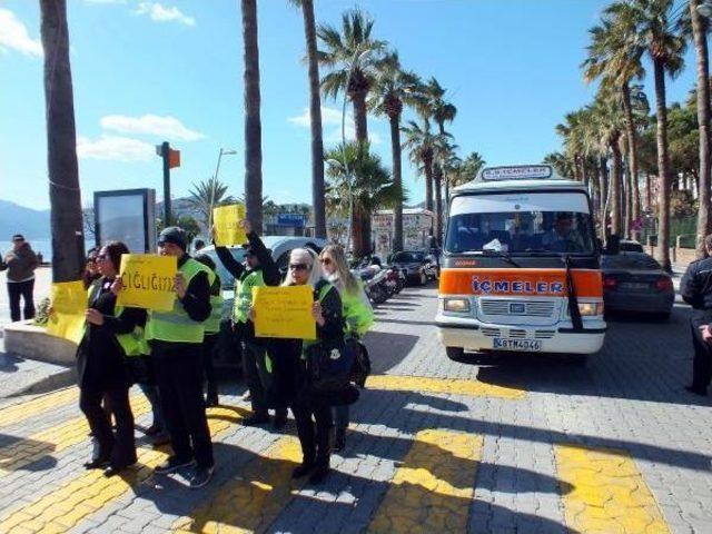 Marmaris'te Kadın Cinayetlerine Piyesli Tepki