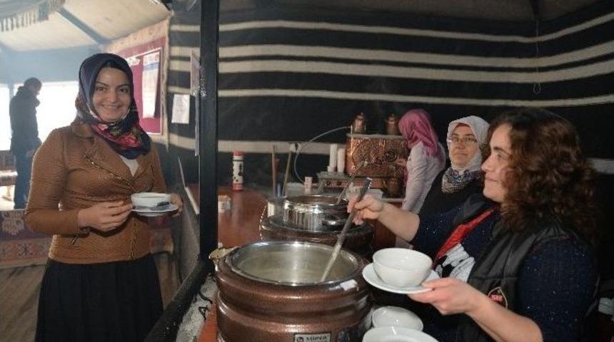 Bilecik Belediyesi&rsquo;nden &Ouml;ğrenci Otağı&rsquo;nda &Ccedil;orba İkramı