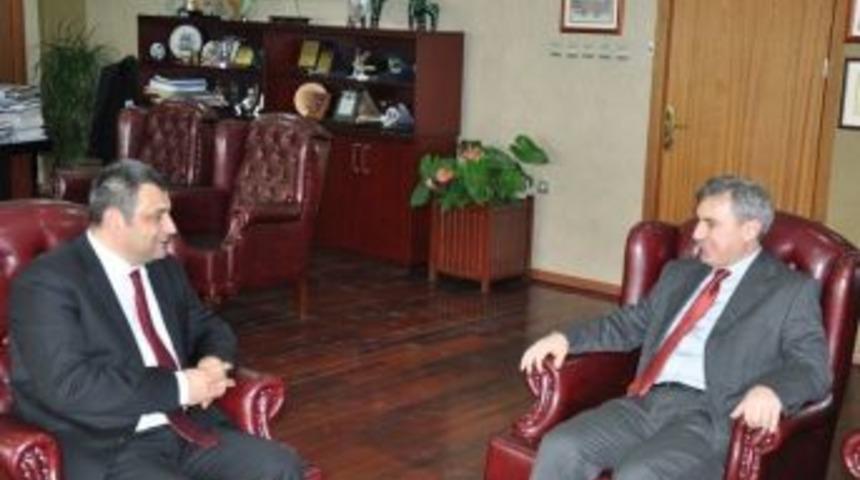 Rektör Adayı Er’den Rektör Laçiner’e Ziyaret