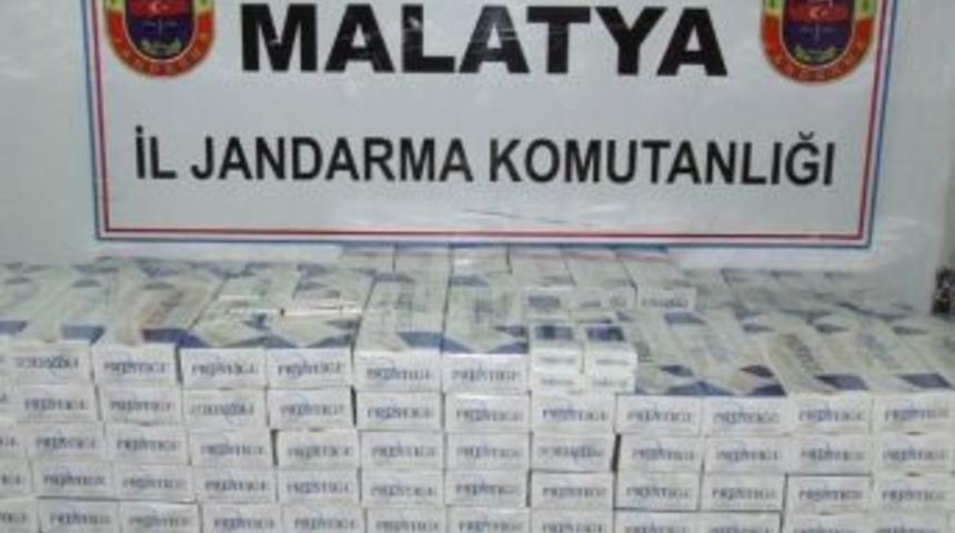 Yolcu Otob&uuml;s&uuml;nde Ka&ccedil;ak Sigara Ele Ge&ccedil;irildi