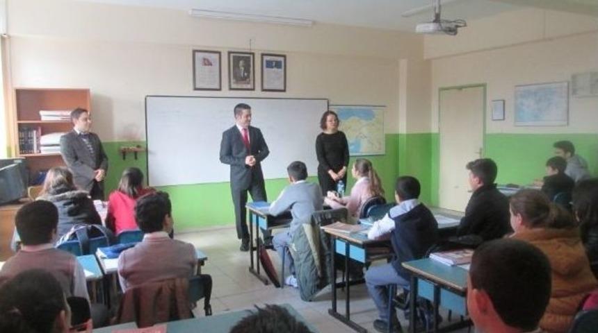 İl Milli Eğitim M&uuml;d&uuml;r&uuml; Memiş, Ezine&rsquo;de Okulları Ziyaret Etti