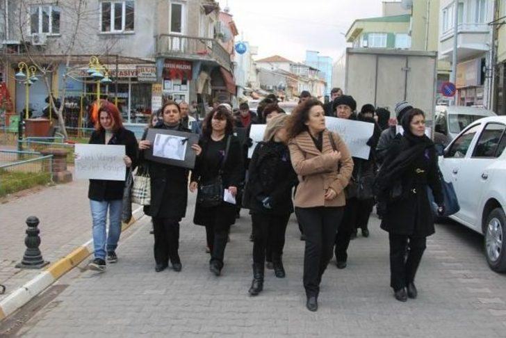 Ezineli Kadınlar Özgecan Aslan İçin Yürüdü G3