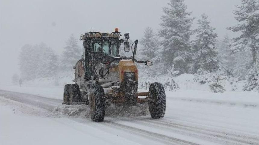 Kastamonu’da Bin 78 Köyden 308’ine Ulaşım Sağlanamıyor