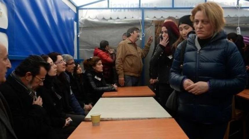 &Ouml;zgecan'ın Taziye &Ccedil;adırı 5'nci G&uuml;n&uuml;nde De Dolup Taşıyor (2)