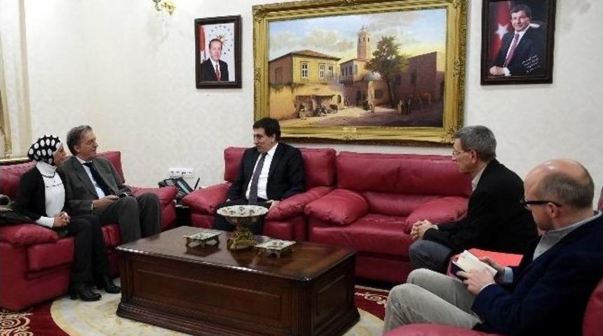 Alman Heyetten Vali K&uuml;&ccedil;&uuml;k&rsquo;e Teşekk&uuml;r