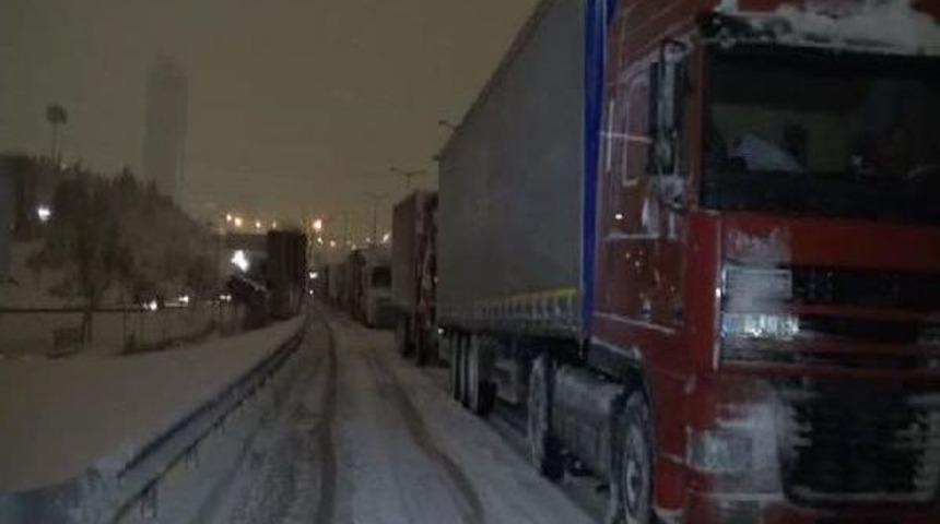 Tem Otoyolu'nda Beyaz Esaret...