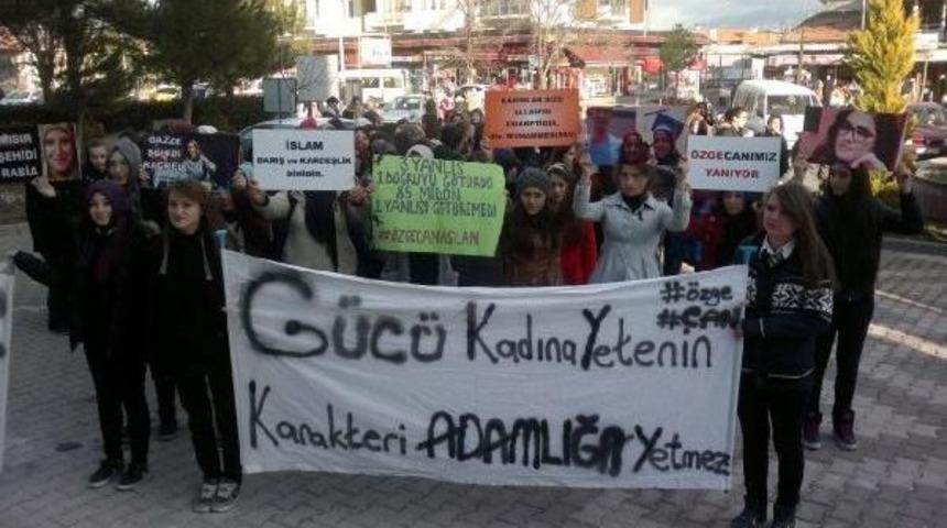 Gediz'de &Ouml;zgecan Eylemi