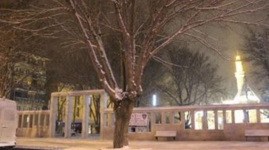 Tipi A&ccedil;ılan K&ouml;y Yollarını Yeniden Kapatıyor