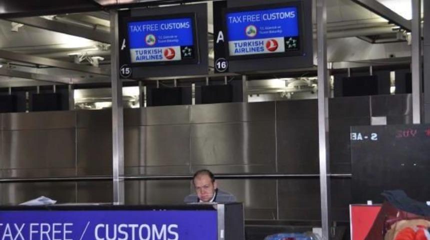 Atat&uuml;rk Havalimanı'nda Bu Sabah Saatlerinden Itibaren U&ccedil;ak Kalkışları  Başladı