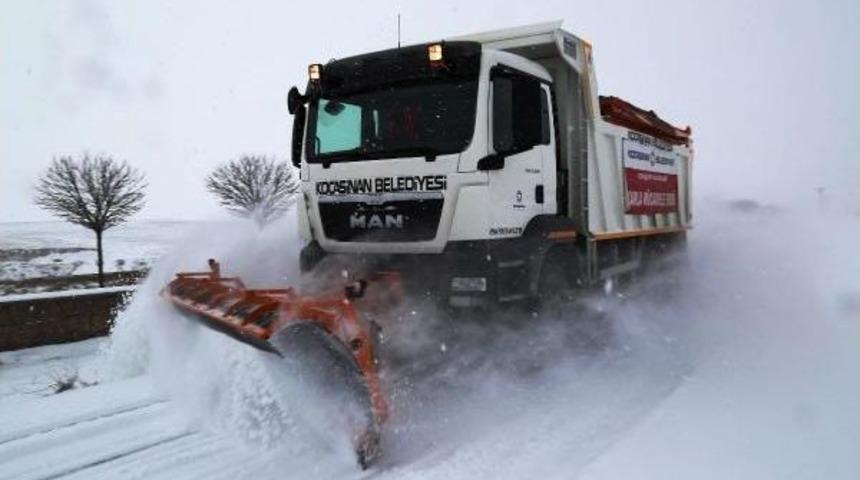 Kayseri'de Kent Merkezinde Kar Kalınlığı 40 Santim