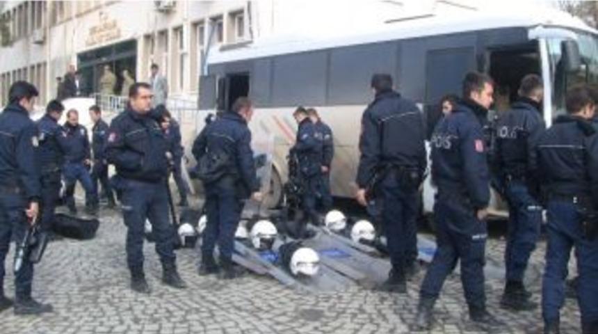 Ceylanpınar&rsquo;da 1 Kişinin &Ouml;ld&uuml;ğ&uuml; Olayla İlgili 4 Tutuklama