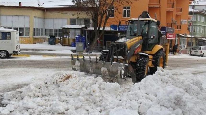 Denizli'de 6 Ilçedeki Okullar Ile Kamudaki Engelli Ve Hamile Personele Kar Tatili